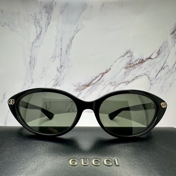 New GUCCI Sunglasses Black Cat Eye Gold Metal Front Interlocking GG Logo Womens main image 15